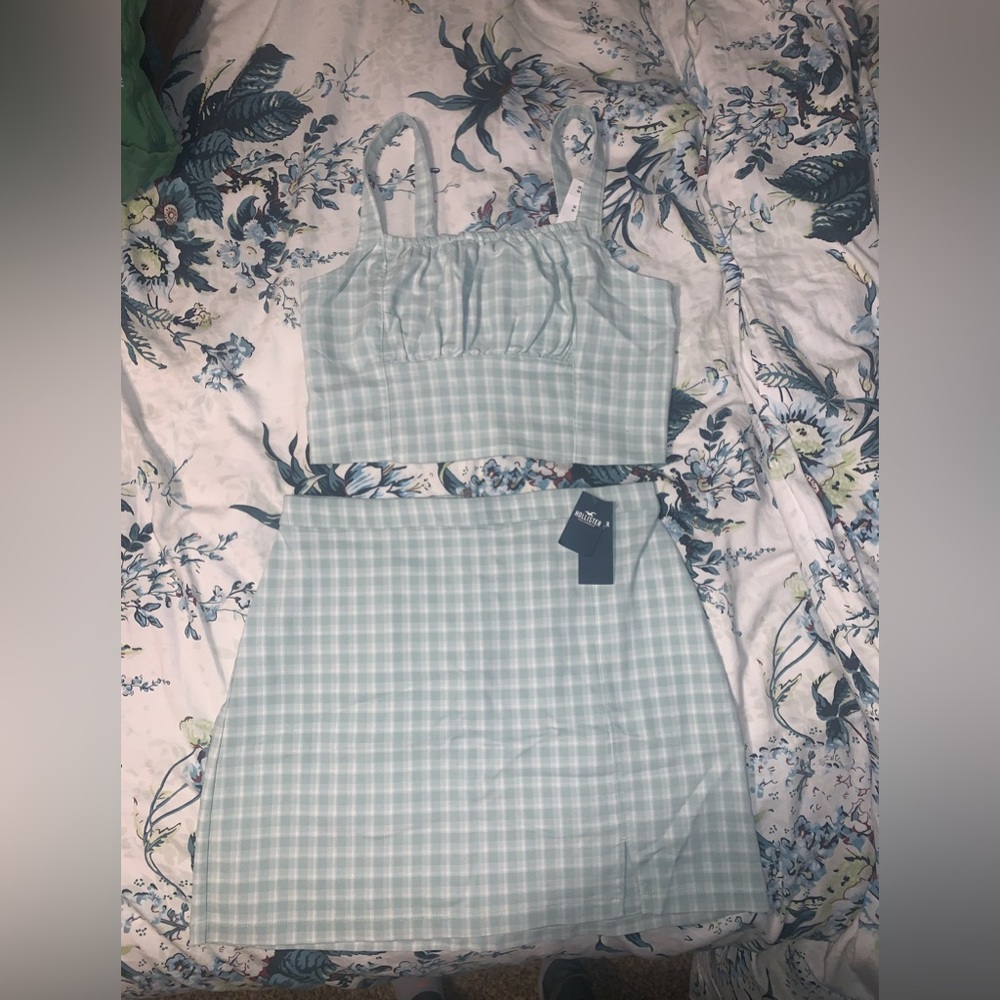 Two Piece Set